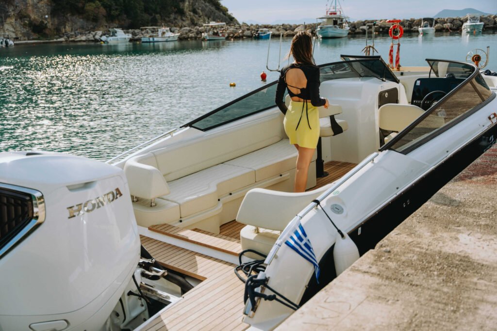 Italian bowrider boat charter Ionian Sea