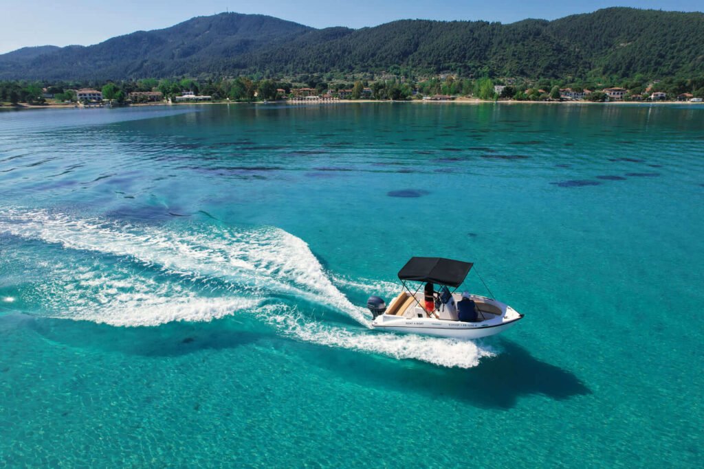 Explorer 30hp Boat Rental - Sithonia Halkidiki